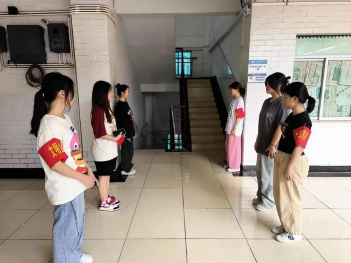 教學(xué)區(qū)域禁煙控?zé)熜袨槎讲?png