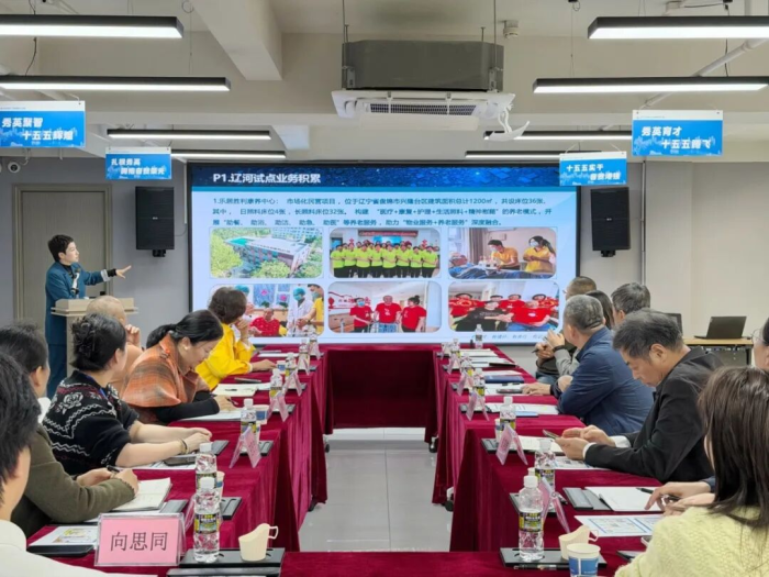 訪(fǎng)企拓崗促就業(yè) 產(chǎn)教融合共發(fā)展 | 我校黨委書(shū)記帶隊(duì)赴?？谛阌⑷肆Y源服務(wù)產(chǎn)業(yè)園開(kāi)展專(zhuān)項(xiàng)活動(dòng)