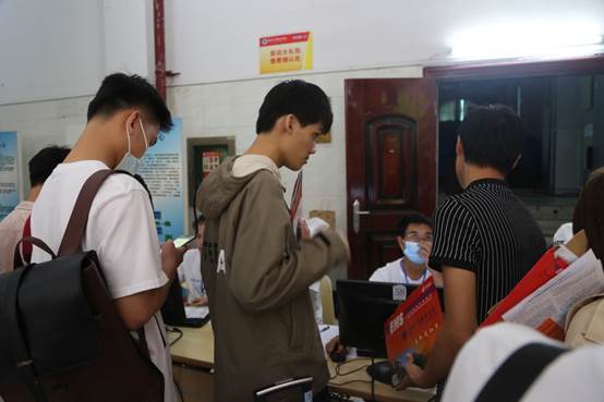 說明: G:\黃明陽\照片\10.09迎新\8L6A3486.JPG